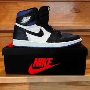 Nike Air Hordan 1 retro gigh oh Men's Black and Blue Sneakers